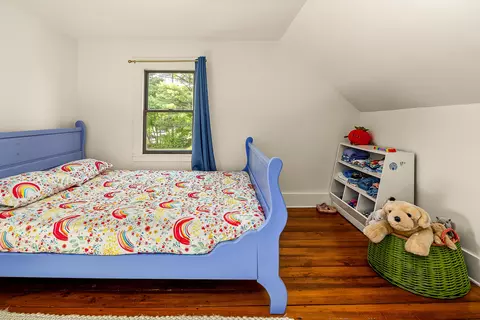 Bedroom - 840 Wottons Mill Rd, Warren, ME 04864 photo 5 of 7