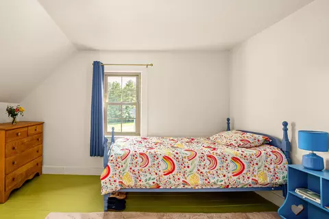Bedroom - 840 Wottons Mill Rd, Warren, ME 04864 photo 4 of 7