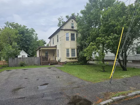 101 Elm St, Lewiston, ME 04240