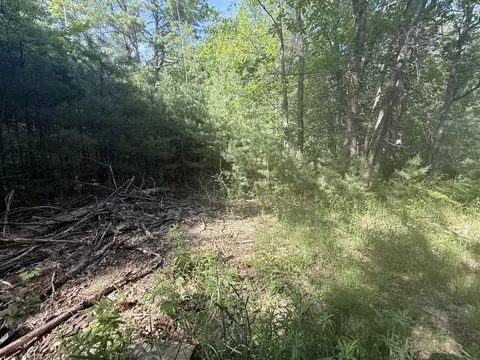 010-028 Green St, Enfield, ME 04493