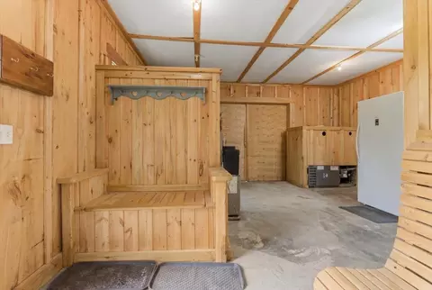 Entry Way - 139 Lloyd Rd, Anson, ME 04911 photo 4 of 11
