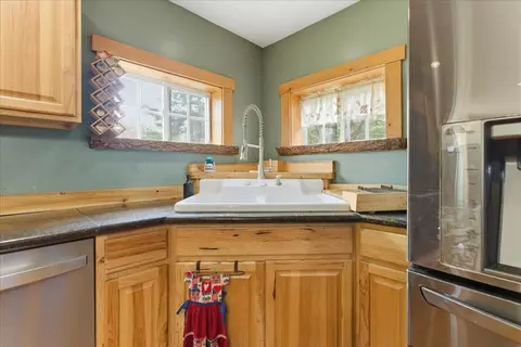 Kitchen - 139 Lloyd Rd, Anson, ME 04911 photo 7 of 8
