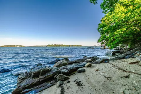 86 Maquoit Dr, Freeport, ME 04032 photo 61