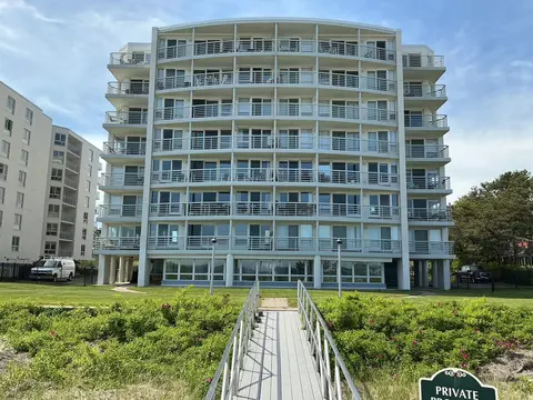 221 E Grand Ave #6F, Old Orchard Beach, ME 04064