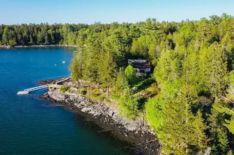 70 Twin Hills Rd, Penobscot, ME 04476