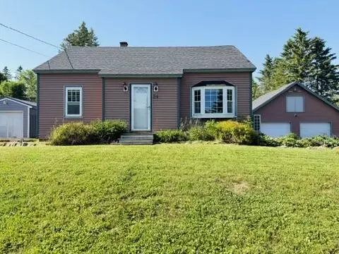 24 Westwind Dr, Caribou, ME 04736