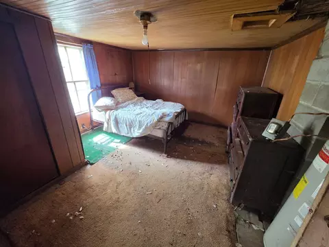 Bedroom - 1443 Main St, Sumner, ME 04292 photo 1 of 5