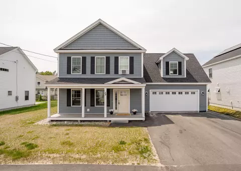 38 Enterprise Dr, Brunswick, ME 04011