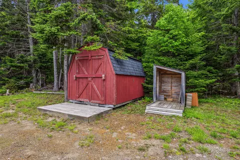 Exterior - 175 Lynn Way, Rangeley, ME 04970 photo 7 of 9