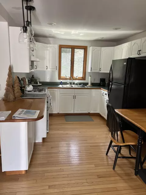 Kitchen - 175 Lynn Way, Rangeley, ME 04970 photo 6 of 9