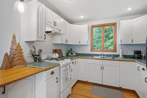 Kitchen - 175 Lynn Way, Rangeley, ME 04970 photo 9 of 9