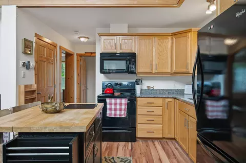 Kitchen - 175 Lynn Way, Rangeley, ME 04970 photo 5 of 9