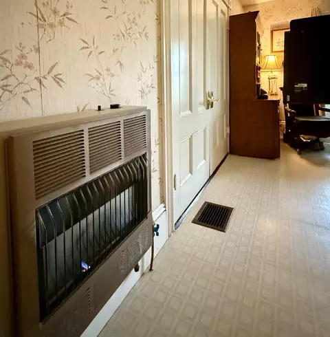 Entry Way - 110 Us Rte #1, Robbinston, ME 04671 photo 2 of 7