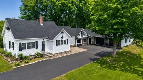 19 Stetson Rd, Newport, ME 04953