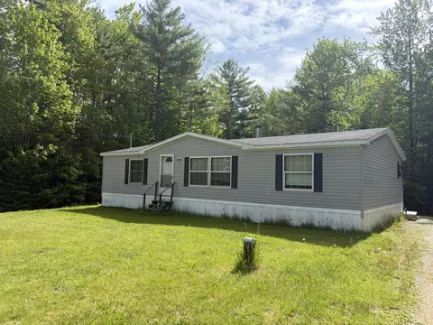 25 Nicole Ln, Benton, ME 04901