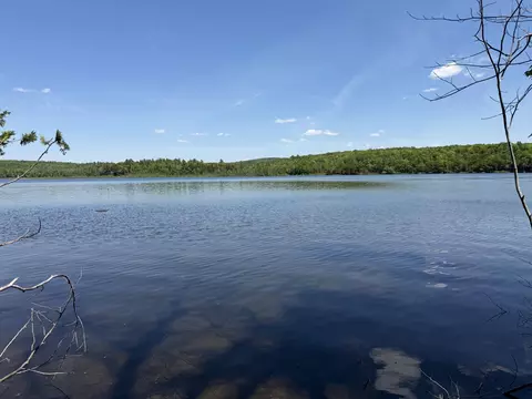 21 Maine 11, Dexter, ME 04930