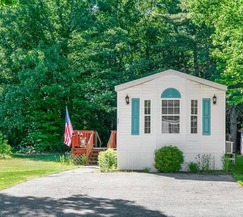 37 Marc Dr, Sanford, ME 04073