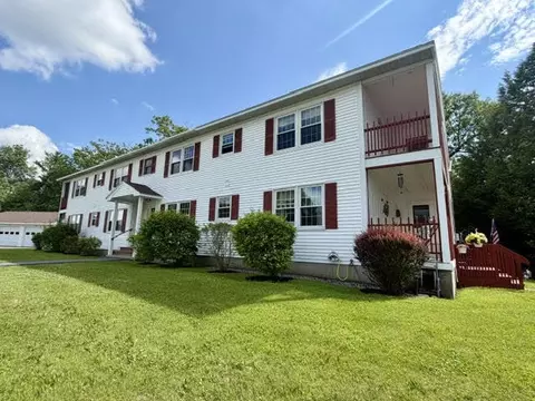 75 Halifax St #D28, Winslow, ME 04901
