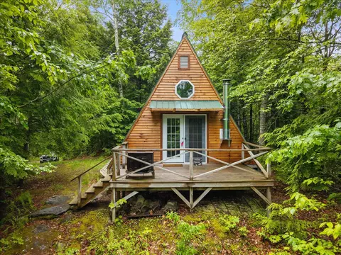 104 Drake Pond Rd, Jackson, ME 04921