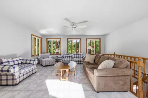 Living - 30 Seaview Ave, Ogunquit, ME 03907 photo 1 of 3