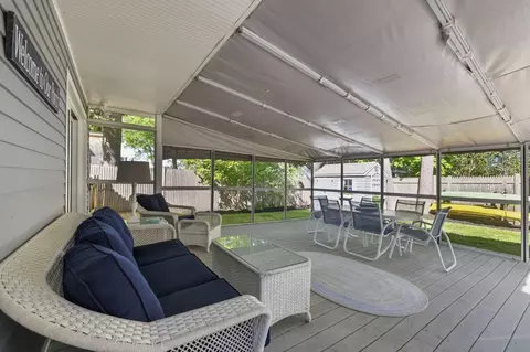 Exterior - 30 Seaview Ave, Ogunquit, ME 03907 photo 10 of 15