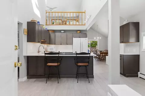 Kitchen - 30 Seaview Ave, Ogunquit, ME 03907 photo 1 of 6