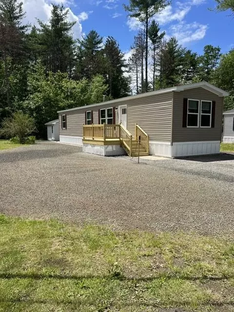 2196 Sanford Rd #10, Wells, ME 04090