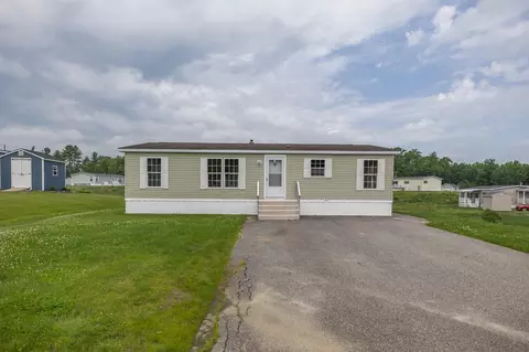 71 Amy St, Poland, ME 04274