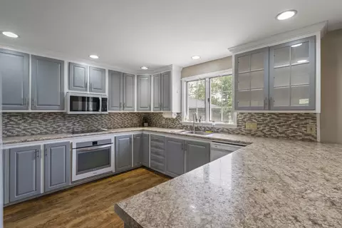 Kitchen - 446 Eastern Ave, Augusta, ME 04330 photo 1 of 3
