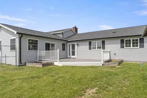 Exterior - 446 Eastern Ave, Augusta, ME 04330 photo 2 of 7