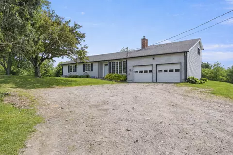 446 Eastern Ave, Augusta, ME 04330
