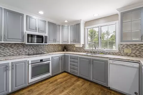 Kitchen - 446 Eastern Ave, Augusta, ME 04330 photo 2 of 3