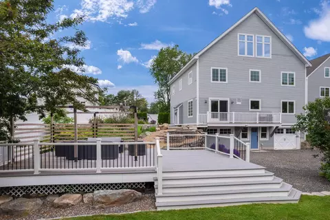 263 Long Sands Rd, York, ME 03909
