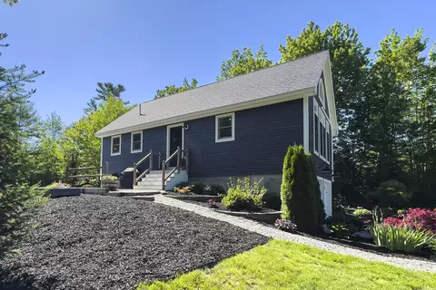 371 Union Rd, Waldoboro, ME 04572