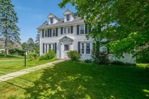 954 Sawyer St, South Portland, ME 04106