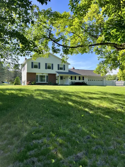 298 Perham St, Farmington, ME 04938