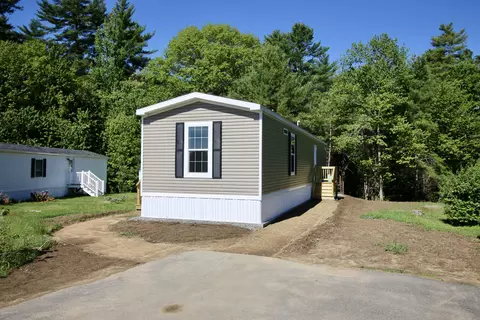 12 Sunrise Hl, Berwick, ME 03901
