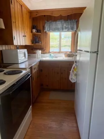 Kitchen - 191 Brickyard Hill Rd, Harrison, ME 04040 photo 2 of 3