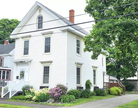141 Forest Ave, Bangor, ME 04401