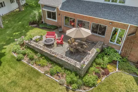 Exterior - 3 Pond Rd, Wayne, ME 04284 photo 5 of 40