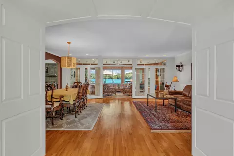 Entry Way - 3 Pond Rd, Wayne, ME 04284 photo 3 of 8