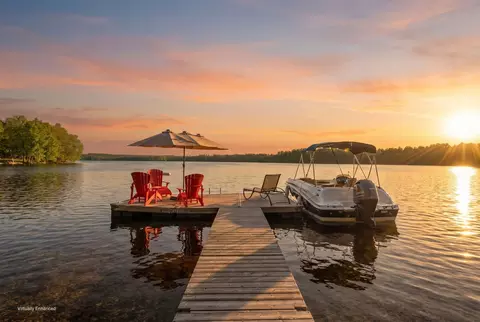 3 Pond Rd, Wayne, ME 04284