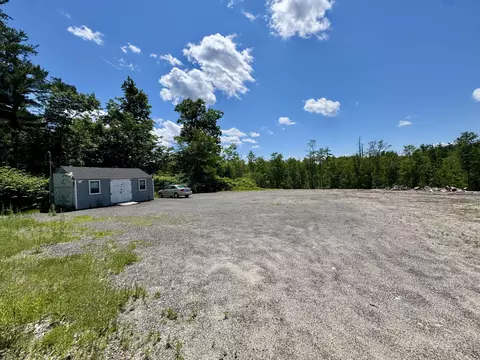 132 Roosevelt Trl, Windham, ME 04062