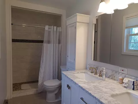 Bath - 9 Ladd Rd, Rome, ME 04963 photo 2 of 4