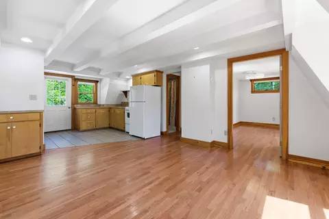 Living - 7 Cross Rd, Edgecomb, ME 04556 photo 3 of 12