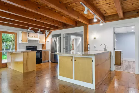 Kitchen - 7 Cross Rd, Edgecomb, ME 04556 photo 6 of 9
