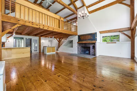 Living - 7 Cross Rd, Edgecomb, ME 04556 photo 8 of 12