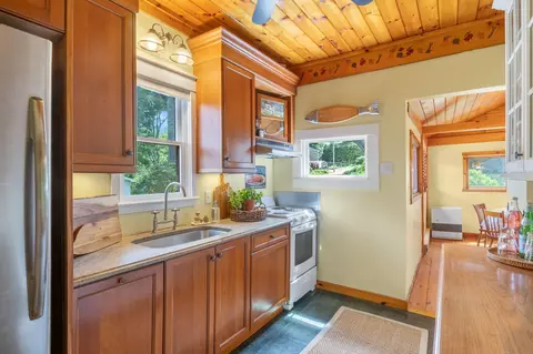 Kitchen - 107 Highland Ave, Ogunquit, ME 03907 photo 1 of 6