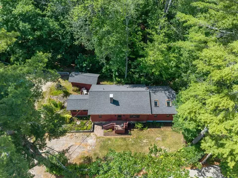 Exterior - 107 Highland Ave, Ogunquit, ME 03907 photo 6 of 7