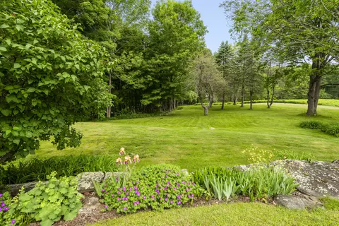 Exterior - 29 Town Hall Rd, Edgecomb, ME 04556 photo 5 of 15